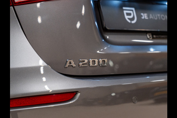 Mercedes-Benz A-Klasse 200 Business Solution, Voll Led, Navi, Cruise, Clima, Multistuur, Cam, Volledig Onderhoud