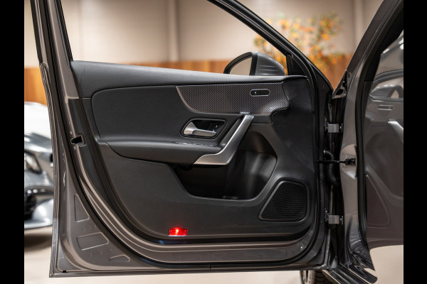 Mercedes-Benz A-Klasse 200 Business Solution, Voll Led, Navi, Cruise, Clima, Multistuur, Cam, Volledig Onderhoud