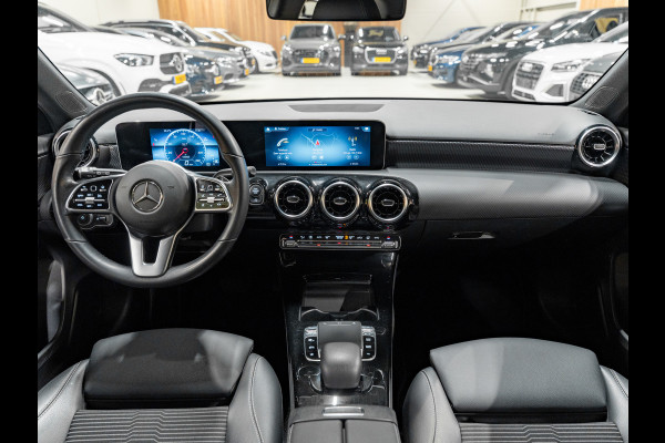 Mercedes-Benz A-Klasse 200 Business Solution, Voll Led, Navi, Cruise, Clima, Multistuur, Cam, Volledig Onderhoud