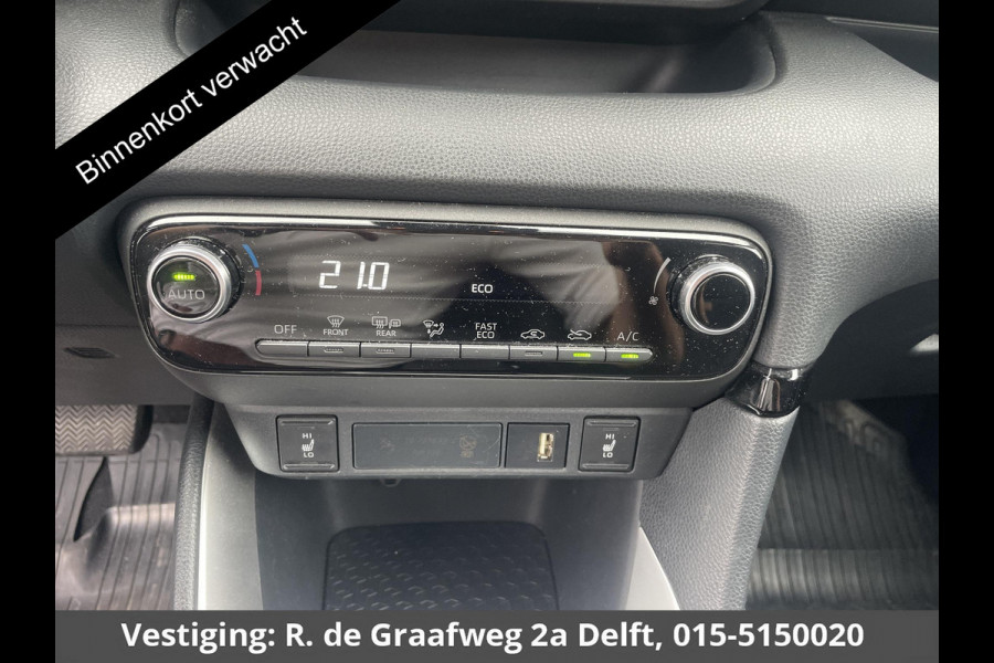 Toyota Yaris 1.5 Hybrid Dynamic | Apple Carplay & AndroidAUTO | Stoelverwarming | Camera