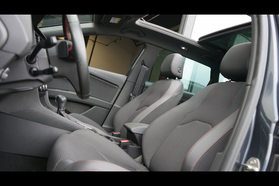 Seat Leon ST 2.0 TSI FR Ultimate Black Edition AUTOMAAT|ACC|AMBIANCE|BEATS|CAMERA|KEYLESS|MODE|PANORAMA|TREKHAAK|VIRTUEEL