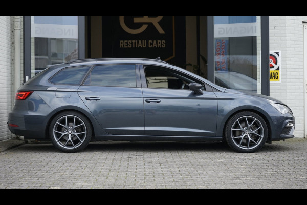Seat Leon ST 2.0 TSI FR Ultimate Black Edition AUTOMAAT|ACC|AMBIANCE|BEATS|CAMERA|KEYLESS|MODE|PANORAMA|TREKHAAK|VIRTUEEL
