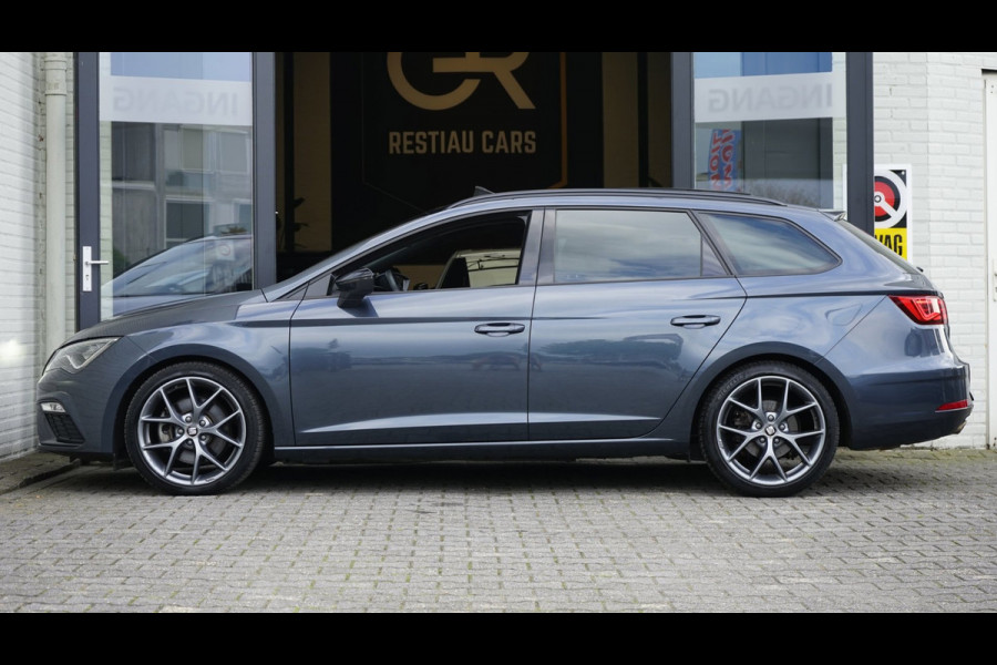 Seat Leon ST 2.0 TSI FR Ultimate Black Edition AUTOMAAT|ACC|AMBIANCE|BEATS|CAMERA|KEYLESS|MODE|PANORAMA|TREKHAAK|VIRTUEEL