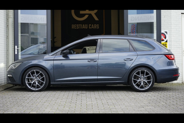 Seat Leon ST 2.0 TSI FR Ultimate Black Edition AUTOMAAT|ACC|AMBIANCE|BEATS|CAMERA|KEYLESS|MODE|PANORAMA|TREKHAAK|VIRTUEEL
