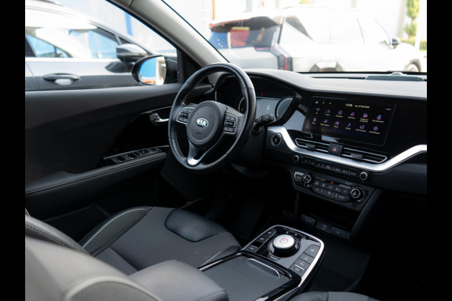 Kia e-Niro DynamicPlusLine 64 kWh | Achteruitrijcamera |Stoel en stuurverwarming |