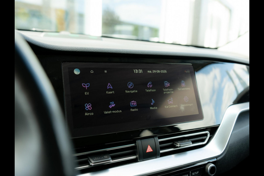 Kia e-Niro DynamicPlusLine 64 kWh | Achteruitrijcamera |Stoel en stuurverwarming |