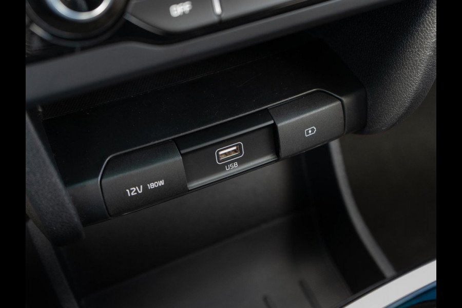 Kia e-Niro DynamicPlusLine 64 kWh | Achteruitrijcamera |Stoel en stuurverwarming |