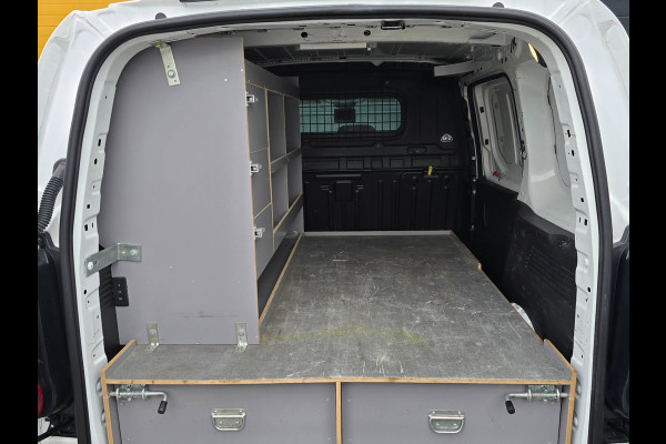 Citroën Berlingo 1.2 / AUT / 3 Zits / Navi / Airco / Cruise Control / Schuifdeur / F1 Flippers / Extra Sloten