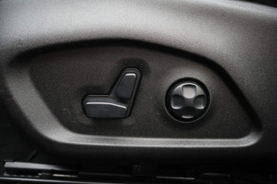 Jeep Compass 4xe 240 Plug-in Hybrid Electric S 360° Camera, Panoramadak, Apple Carplay, ACC, Keyless, LED, 19''