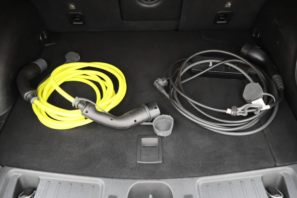 Jeep Compass 4xe 240 Plug-in Hybrid Electric S 360° Camera, Panoramadak, Apple Carplay, ACC, Keyless, LED, 19''
