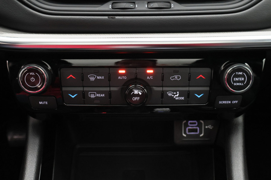 Jeep Compass 4xe 240 Plug-in Hybrid Electric S 360° Camera, Panoramadak, Apple Carplay, ACC, Keyless, LED, 19''