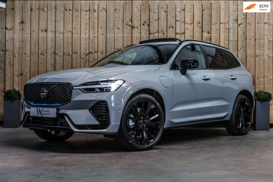 Volvo XC60 2.0 T8 Plug-in hybrid AWD Ultra Black Edition *B&W*Pano*Massage*Luchtvering*