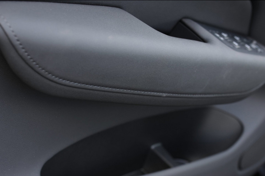 Volvo XC60 2.0 T8 Plug-in hybrid AWD Ultra Black Edition *B&W*Pano*Massage*Luchtvering*