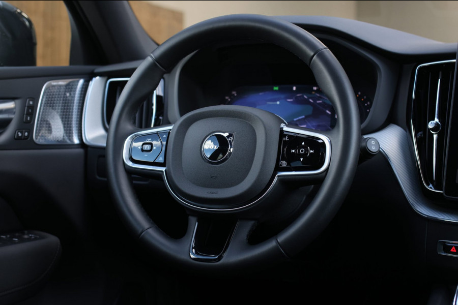 Volvo XC60 2.0 T8 Plug-in hybrid AWD Ultra Black Edition *B&W*Pano*Massage*Luchtvering*