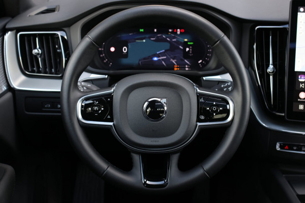 Volvo XC60 2.0 T8 Plug-in hybrid AWD Ultra Black Edition *B&W*Pano*Massage*Luchtvering*