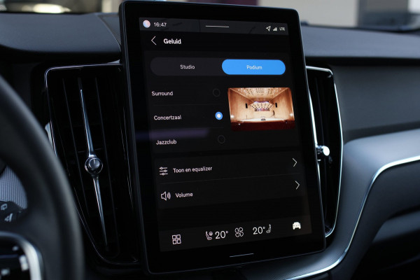 Volvo XC60 2.0 T8 Plug-in hybrid AWD Ultra Black Edition *B&W*Pano*Massage*Luchtvering*