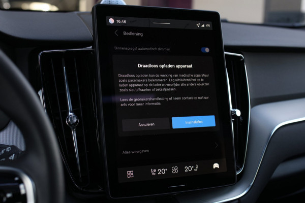 Volvo XC60 2.0 T8 Plug-in hybrid AWD Ultra Black Edition *B&W*Pano*Massage*Luchtvering*