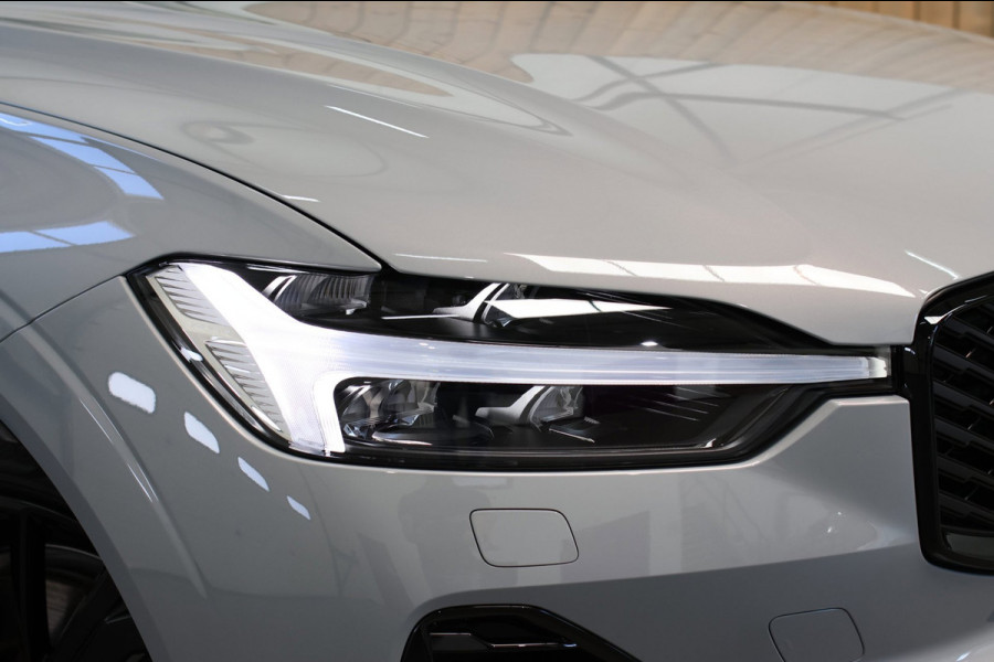 Volvo XC60 2.0 T8 Plug-in hybrid AWD Ultra Black Edition *B&W*Pano*Massage*Luchtvering*
