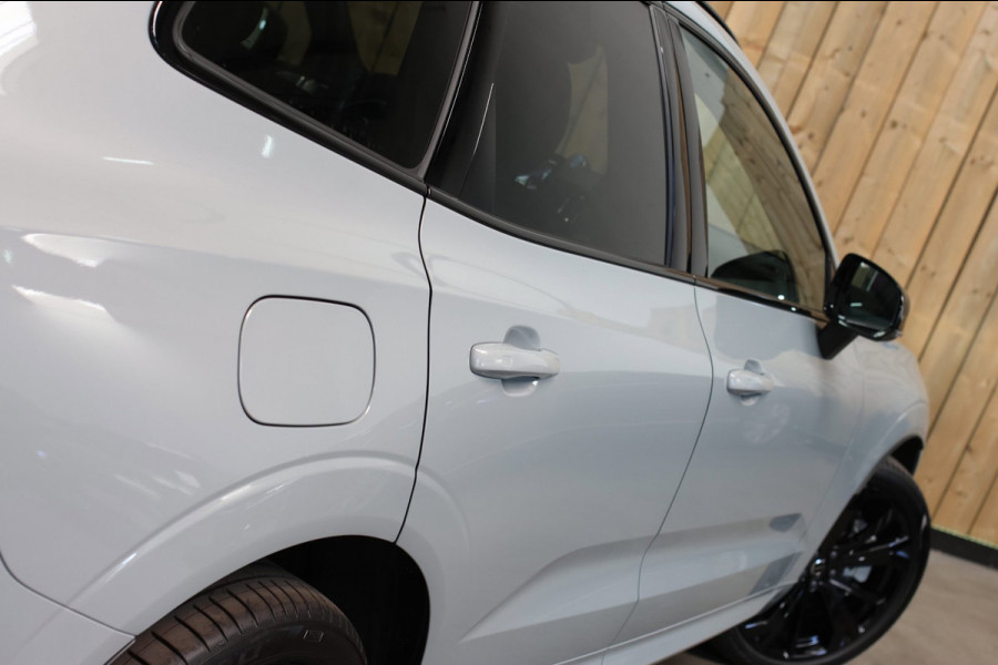 Volvo XC60 2.0 T8 Plug-in hybrid AWD Ultra Black Edition *B&W*Pano*Massage*Luchtvering*