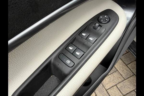 Fiat 600 1.2 Hybrid La Prima Automaat | Winterpack |