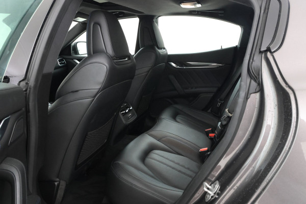 Maserati Ghibli 2.0 MHEV GranSport Schuif/Kanteldak, 360 Camera, Vollerder