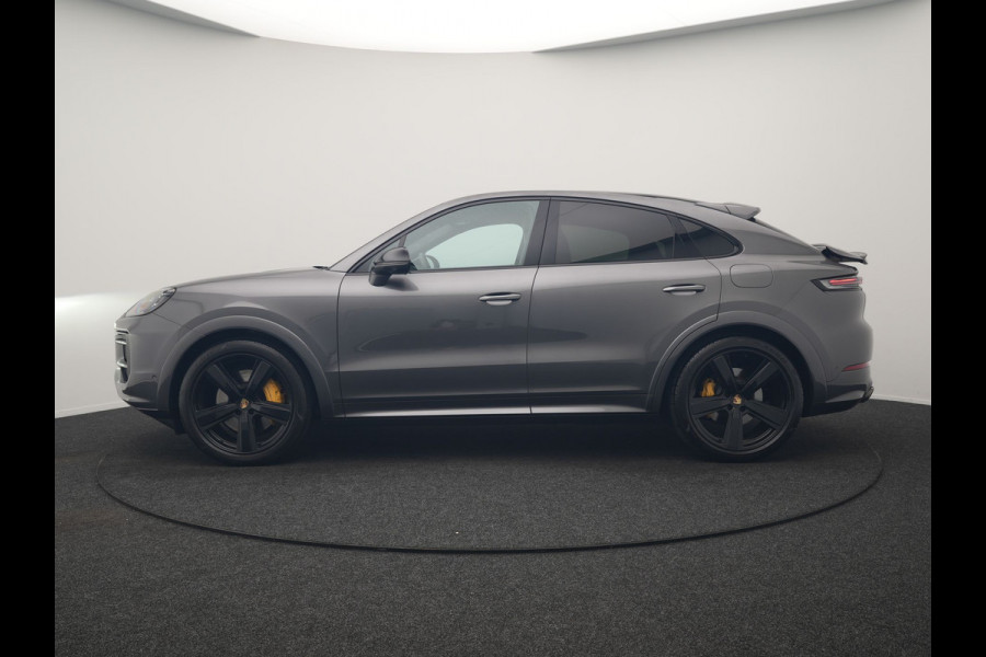 Porsche Cayenne Coupé 3.0 E-Hybrid PHEV | MY 2024 Facelift | SportDesign | Sportuitlaat | Trekhaak Af Fabriek | Panodak | Luchtvering | PDLS+ | Sport Chrono | InnoDrive Adaptive Cruise | Head up | Soft Close | 22"L.M | 360 Camera | Plug In Hybrid |