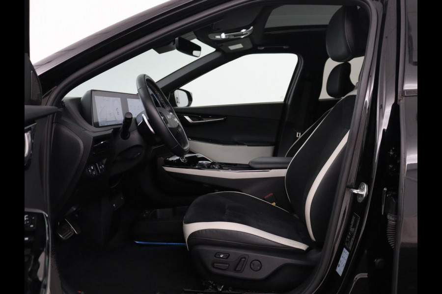 Kia EV6 GT-Line 77.4 kWh | SOH 93,5% | Panoramadak | Stuur en stoelverwarming | Stoelverkoeling | Adaptive cruise | Lane assist | Carplay | 360 camera | Park assist | Sfeerverlichting