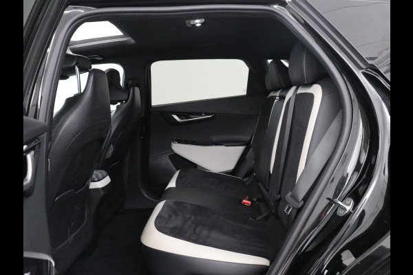 Kia EV6 GT-Line 77.4 kWh | SOH 93,5% | Panoramadak | Stuur en stoelverwarming | Stoelverkoeling | Adaptive cruise | Lane assist | Carplay | 360 camera | Park assist | Sfeerverlichting