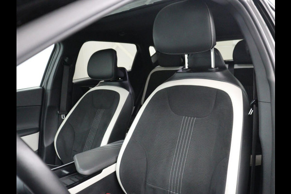 Kia EV6 GT-Line 77.4 kWh | SOH 93,5% | Panoramadak | Stuur en stoelverwarming | Stoelverkoeling | Adaptive cruise | Lane assist | Carplay | 360 camera | Park assist | Sfeerverlichting