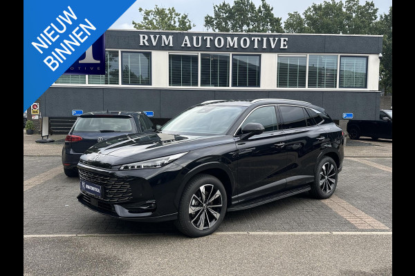 MG MG HS PHEV 1.5 Luxury PLUG-IN HYBRIDE | 272 PK | NIEUWE AUTO | >1.000 KM TOTAAL BEREIK | 1E REGISTRATIE 03-2026 | 360° CAMERA | ELEKTRISCHE ACHTERKLEP | 7 JAAR MG GARANTIE T/M 2033 | APPLE CARPLAY | ANDROID AUTO | STOELVERWARMING | FULL LED | ELEKTRISCHE STOELEN