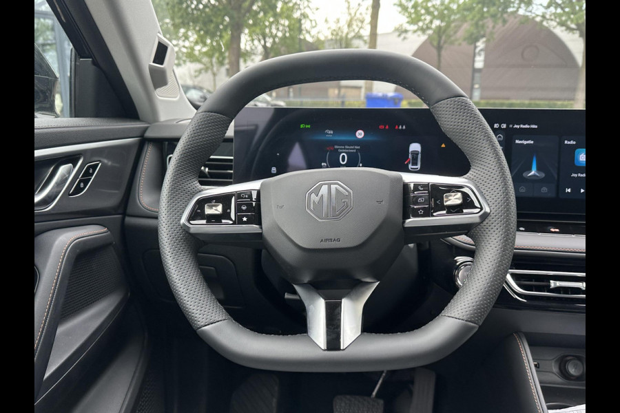 MG MG HS PHEV 1.5 Luxury PLUG-IN HYBRIDE | 272 PK | NIEUWE AUTO | >1.000 KM TOTAAL BEREIK | 1E REGISTRATIE 03-2026 | 360° CAMERA | ELEKTRISCHE ACHTERKLEP | 7 JAAR MG GARANTIE T/M 2033 | APPLE CARPLAY | ANDROID AUTO | STOELVERWARMING | FULL LED | ELEKTRISCHE STOELEN