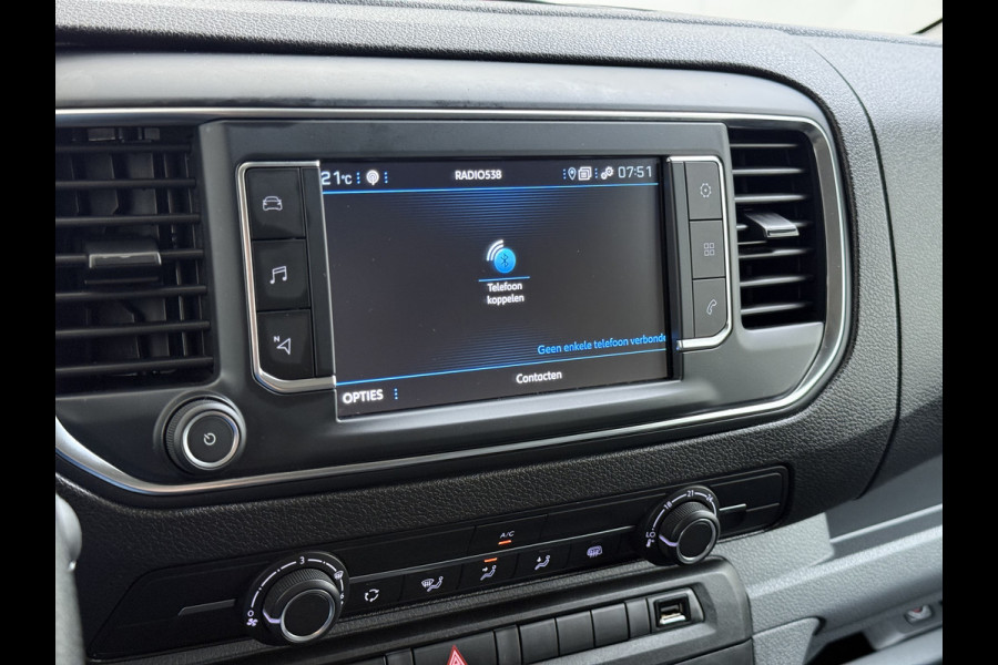 Peugeot Expert 1.5HDI 100PK L2 3-Persoons LIFT Euro 6 360°Camera Airco Apple Carplay Android Auto Navi Cruise Control Bluetooth Regen-Lichtsensor Betonplex Vloer Wandbetimmering Schuifdeur 1e Eigenaar Dealeronderhouden Origineel Nederlandse Auto