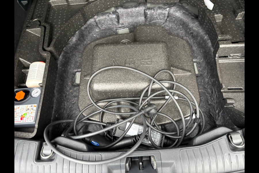 Ford Kuga 2.5 PHEV 225PK Automaat ST-Line X Winter-pack/Navigatie/Elektr-stoel/Camera/Full-LED