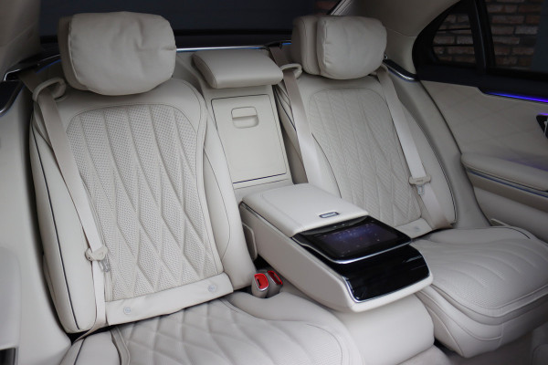 Mercedes-Benz S-Klasse AMG 63 S E Performance | 802pk | Manufaktur | Keramisch | Carbon | Luchtvering | Chauffeurspakket | Massage | Entertainment Achter | HUD | Vlakkenverwarming | Burmester High-End 4D |