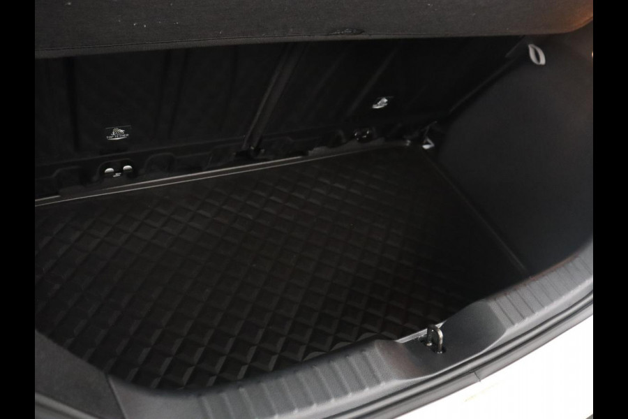 Toyota Aygo X 1.0 VVT-i MT Play | Cruise control | Carplay | Trekhaak | Airco | Camera | DAB | Lane assist | Lederen stuurwiel |