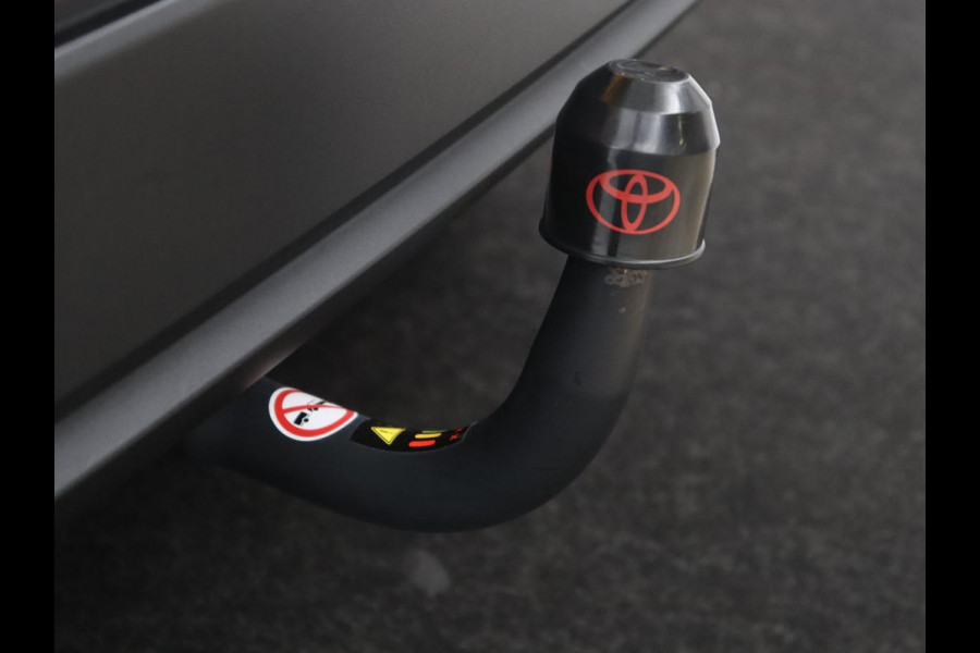 Toyota Aygo X 1.0 VVT-i MT Play | Cruise control | Carplay | Trekhaak | Airco | Camera | DAB | Lane assist | Lederen stuurwiel |