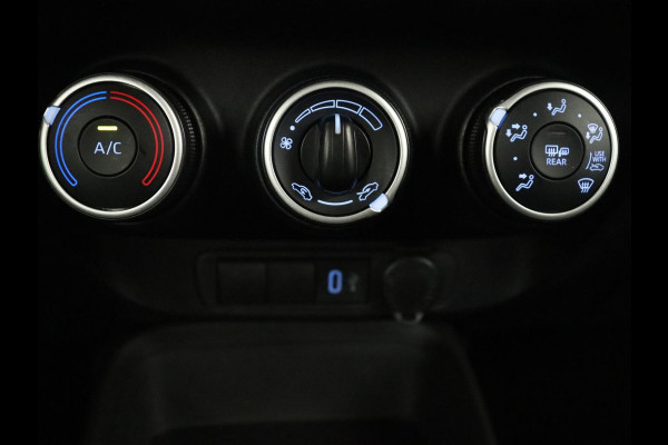 Toyota Aygo X 1.0 VVT-i MT Play | Cruise control | Carplay | Trekhaak | Airco | Camera | DAB | Lane assist | Lederen stuurwiel |