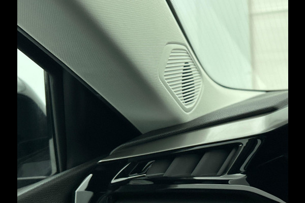 Peugeot 408 1.2 PureTech Allure Pack 130pk Automaat Comfort Pakket Ergo comfort stoel Electrische stoelverstelling lichtmetalen velgen stoelverwarming Camera Navigatie Climate Control Dab Led Parkeer sensoren