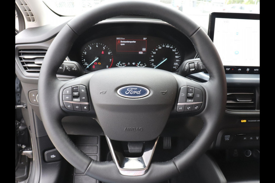 Ford Focus 1.0 EcoBoost 155pk Automaat Active X Ford Focus 1.0 EcoBoost 155pk Hybrid Automaat Active X Navigatie Climate Control Camera Parkeer sensoren B&O Dab Lichtmetalen velgen