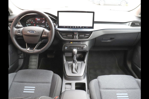 Ford Focus 1.0 EcoBoost 155pk Automaat Active X Ford Focus 1.0 EcoBoost 155pk Hybrid Automaat Active X Navigatie Climate Control Camera Parkeer sensoren B&O Dab Lichtmetalen velgen