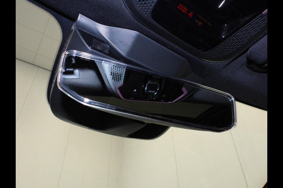 Lynk & Co 01 1.5 PHEV BlackLine STUURVERW./360CAM/SCHUIFDAK/LED/20"LMV!