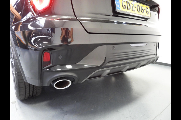 Lynk & Co 01 1.5 PHEV BlackLine STUURVERW./360CAM/SCHUIFDAK/LED/20"LMV!
