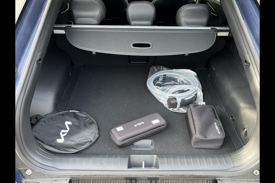 Kia Ev6 Light 77.4 kWh SOH 100% | 3.000KM UNIEKE KM-STAND | KIA DEALER ONDERHOUDEN | 1E EIGENAAR | LEDEREN BEKLEDING | CAMERA | ADAPTIVE CRUISE | KIA GARANTIE TOT 10-2030 | BTW VERREKENBAAR