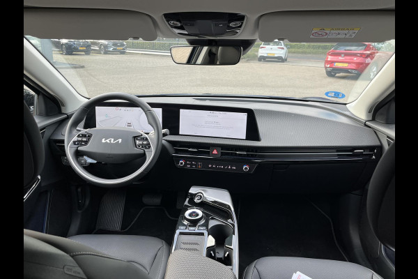 Kia Ev6 Light 77.4 kWh SOH 100% | 3.000KM UNIEKE KM-STAND | KIA DEALER ONDERHOUDEN | 1E EIGENAAR | LEDEREN BEKLEDING | CAMERA | ADAPTIVE CRUISE | KIA GARANTIE TOT 10-2030 | BTW VERREKENBAAR
