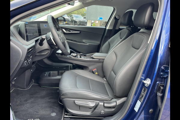 Kia Ev6 Light 77.4 kWh SOH 100% | 3.000KM UNIEKE KM-STAND | KIA DEALER ONDERHOUDEN | 1E EIGENAAR | LEDEREN BEKLEDING | CAMERA | ADAPTIVE CRUISE | KIA GARANTIE TOT 10-2030 | BTW VERREKENBAAR