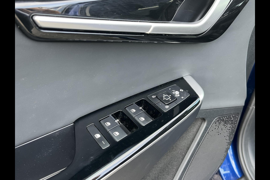 Kia Ev6 Light 77.4 kWh SOH 100% | 3.000KM UNIEKE KM-STAND | KIA DEALER ONDERHOUDEN | 1E EIGENAAR | LEDEREN BEKLEDING | CAMERA | ADAPTIVE CRUISE | KIA GARANTIE TOT 10-2030 | BTW VERREKENBAAR
