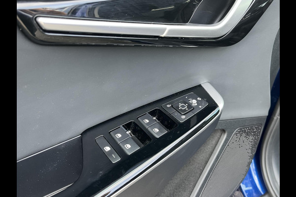 Kia Ev6 Light 77.4 kWh SOH 100% | 3.000KM UNIEKE KM-STAND | KIA DEALER ONDERHOUDEN | 1E EIGENAAR | LEDEREN BEKLEDING | CAMERA | ADAPTIVE CRUISE | KIA GARANTIE TOT 10-2030 | BTW VERREKENBAAR