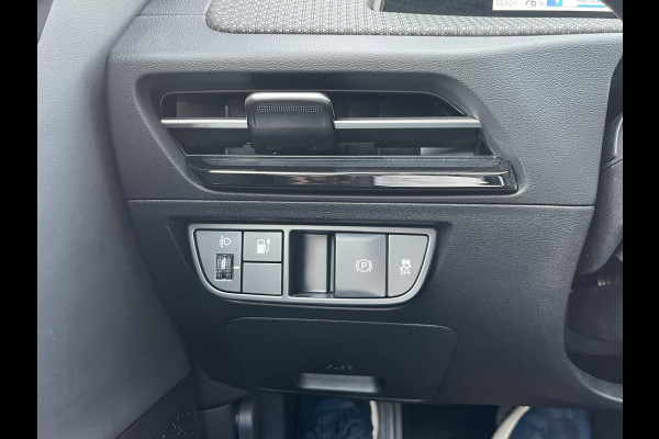 Kia Ev6 Light 77.4 kWh SOH 100% | 3.000KM UNIEKE KM-STAND | KIA DEALER ONDERHOUDEN | 1E EIGENAAR | LEDEREN BEKLEDING | CAMERA | ADAPTIVE CRUISE | KIA GARANTIE TOT 10-2030 | BTW VERREKENBAAR