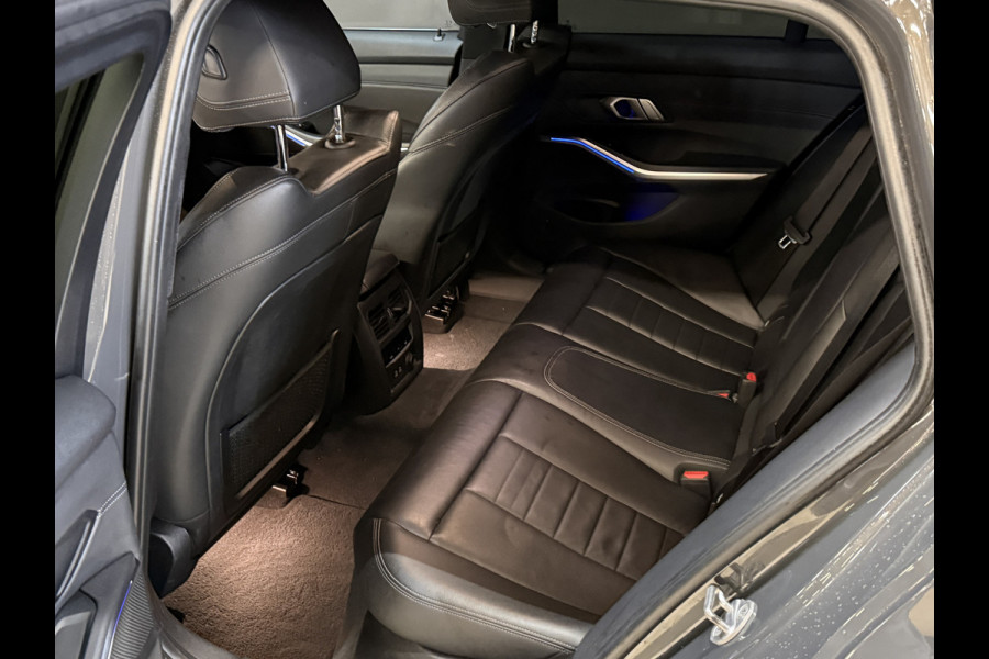 BMW 3 Serie Touring 320i High Executive Edition | M-Sport | Apple Carplay | Leder | Camera
