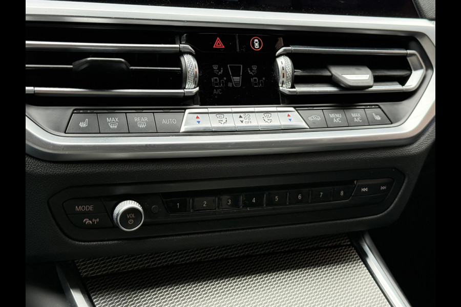 BMW 3 Serie Touring 320i High Executive Edition | M-Sport | Apple Carplay | Leder | Camera